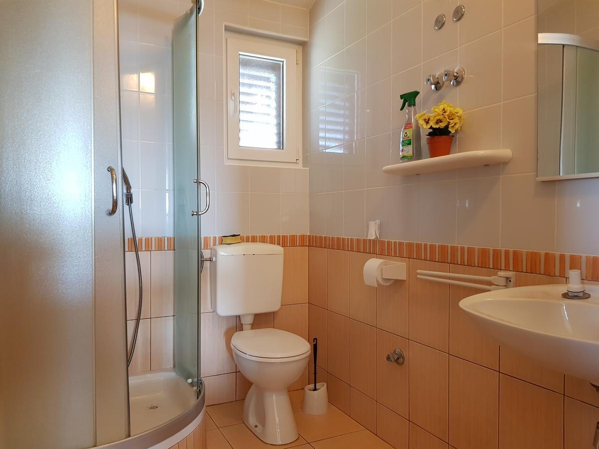 Apartments Monica نوفاليا المظهر الخارجي الصورة